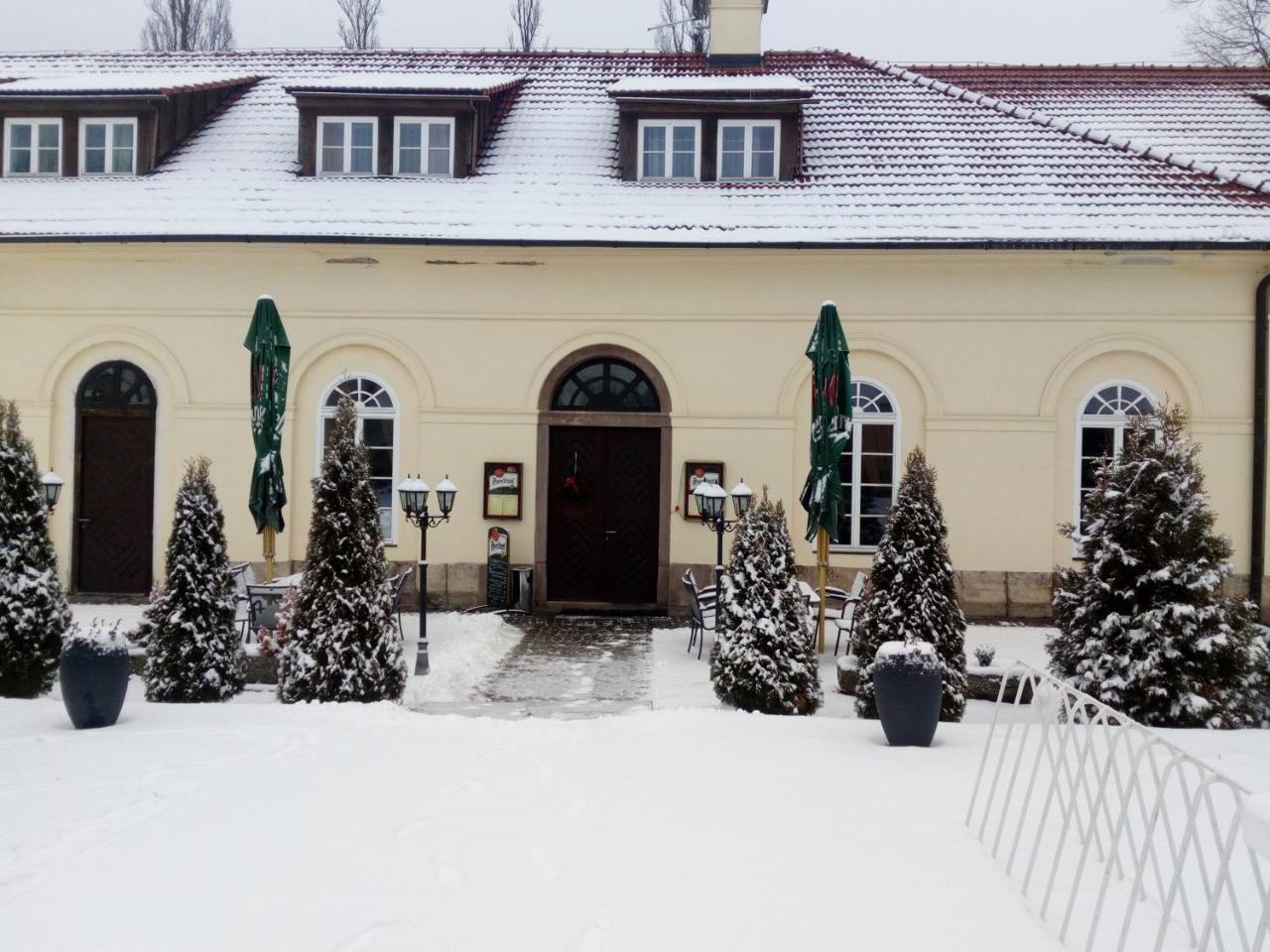 Zamecky Hotel Metternich Velka Hledsebe Luaran gambar