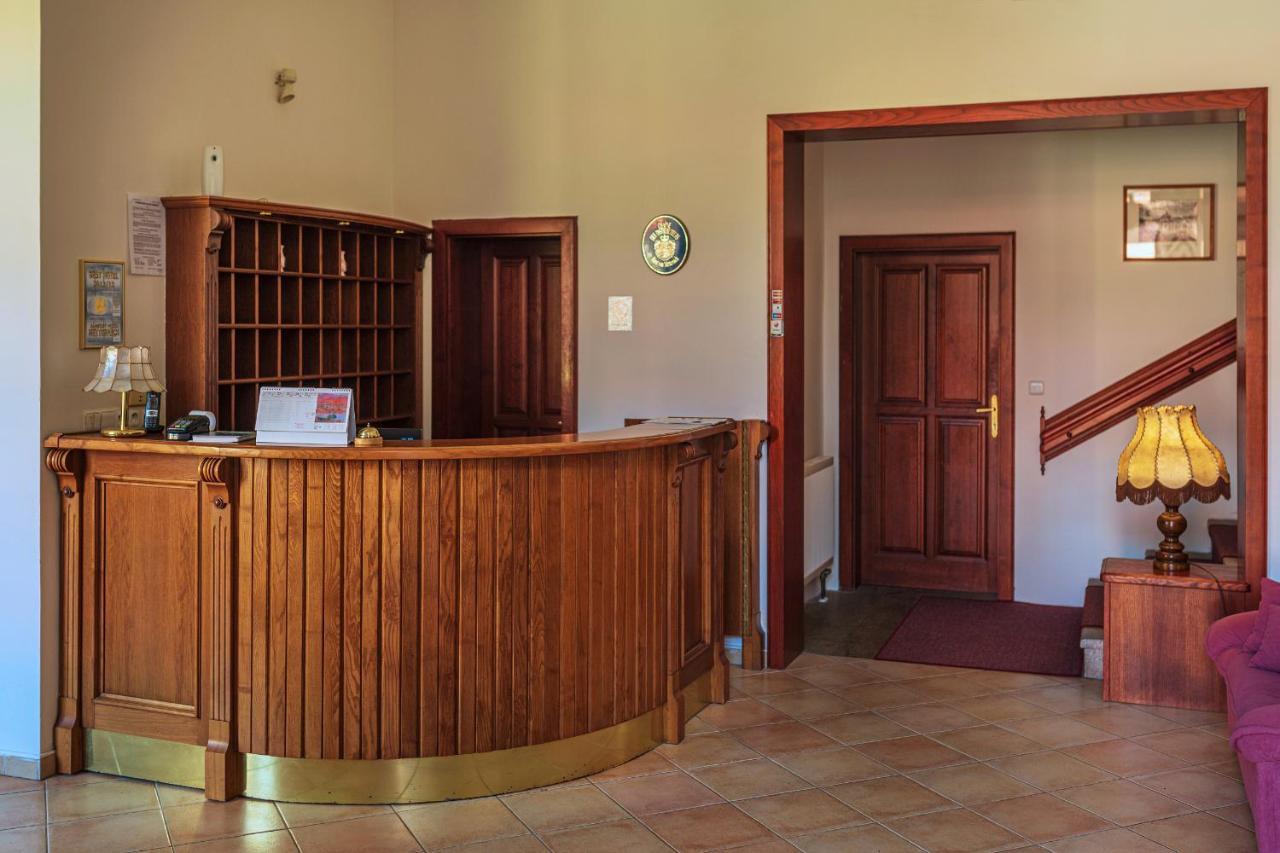Zamecky Hotel Metternich Velka Hledsebe Luaran gambar